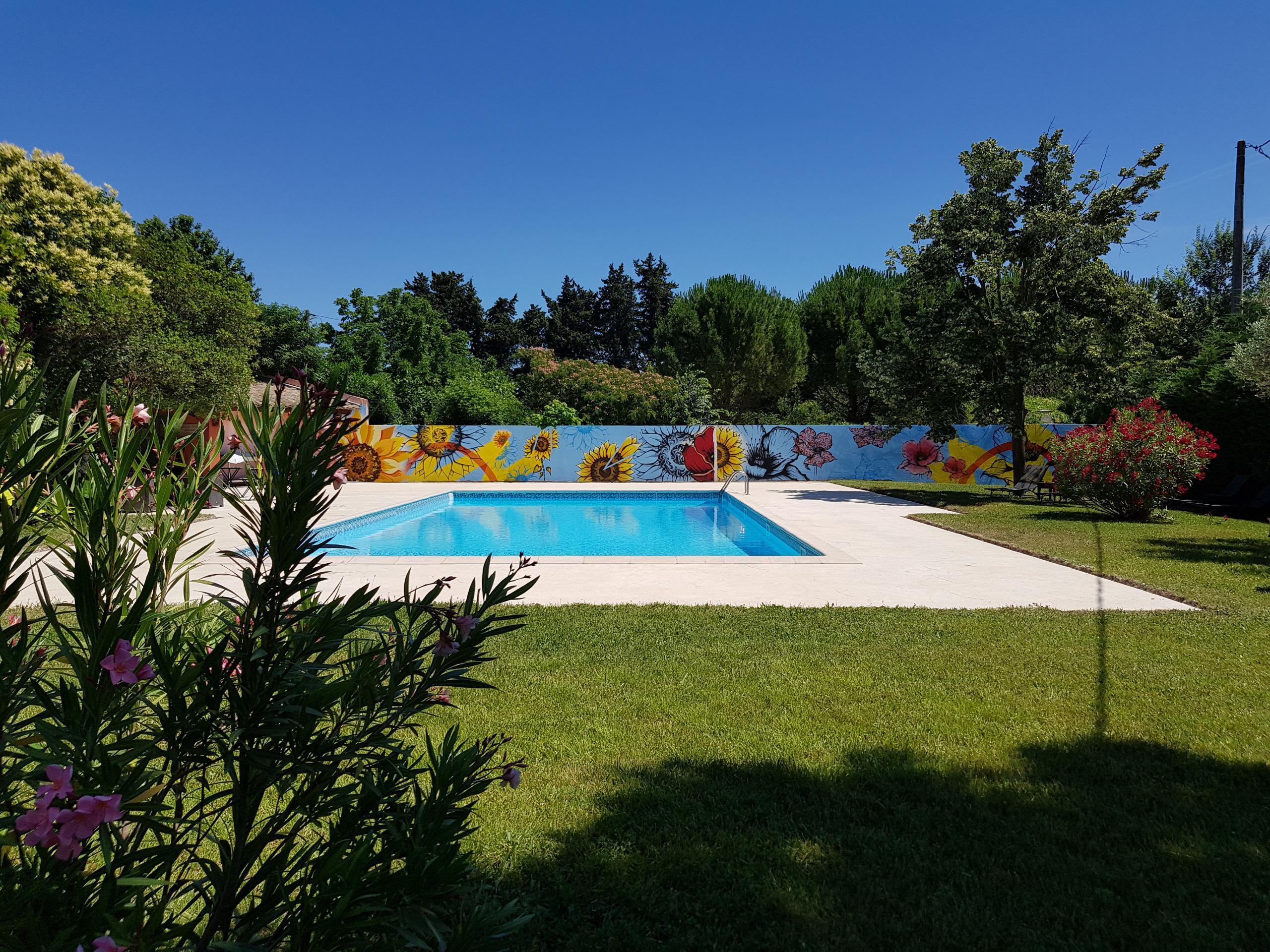 Logis Hotel La Ferme Avignon Exterior foto