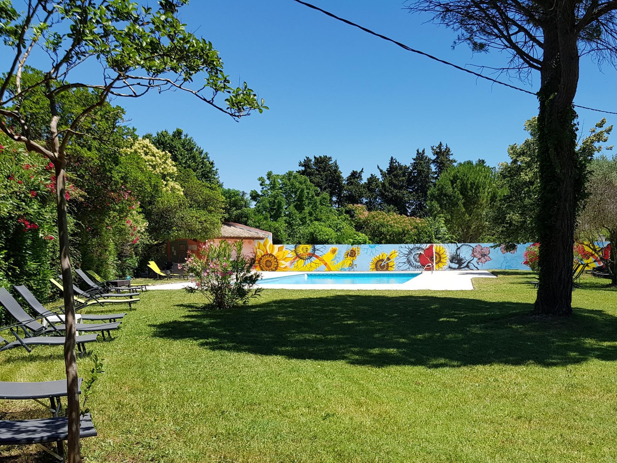 Logis Hotel La Ferme Avignon Exterior foto