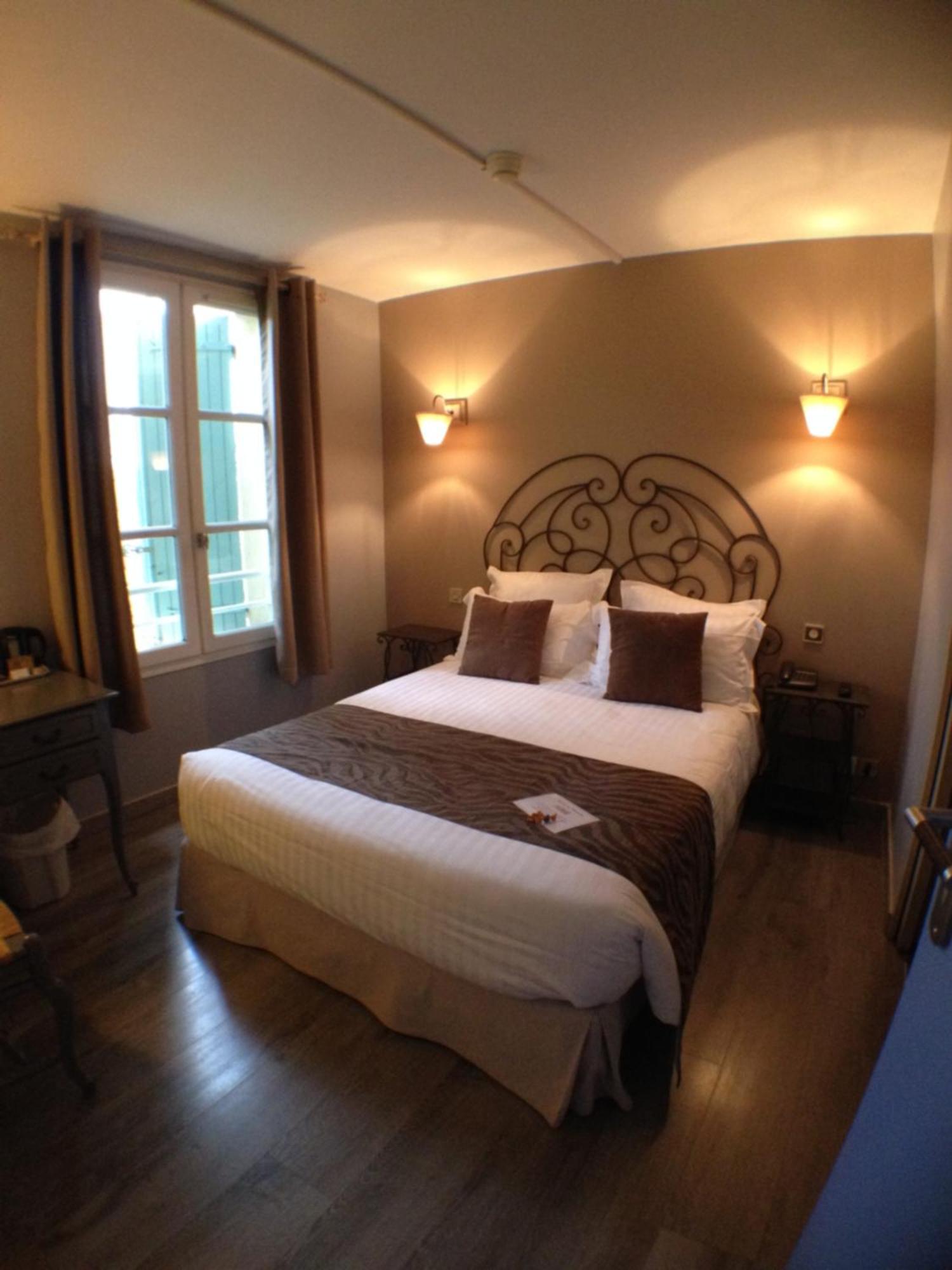 Logis Hotel La Ferme Avignon Exterior foto