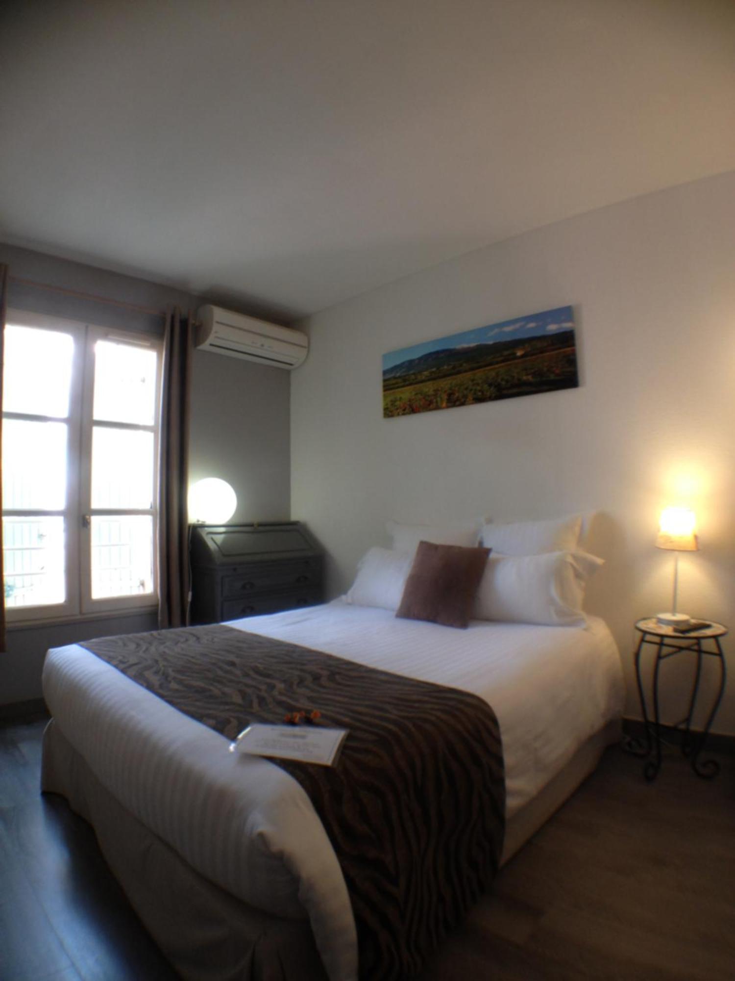 Logis Hotel La Ferme Avignon Cameră foto