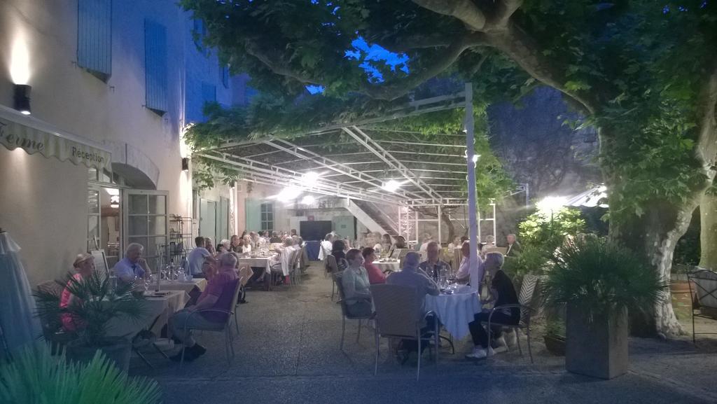 Logis Hotel La Ferme Avignon Exterior foto
