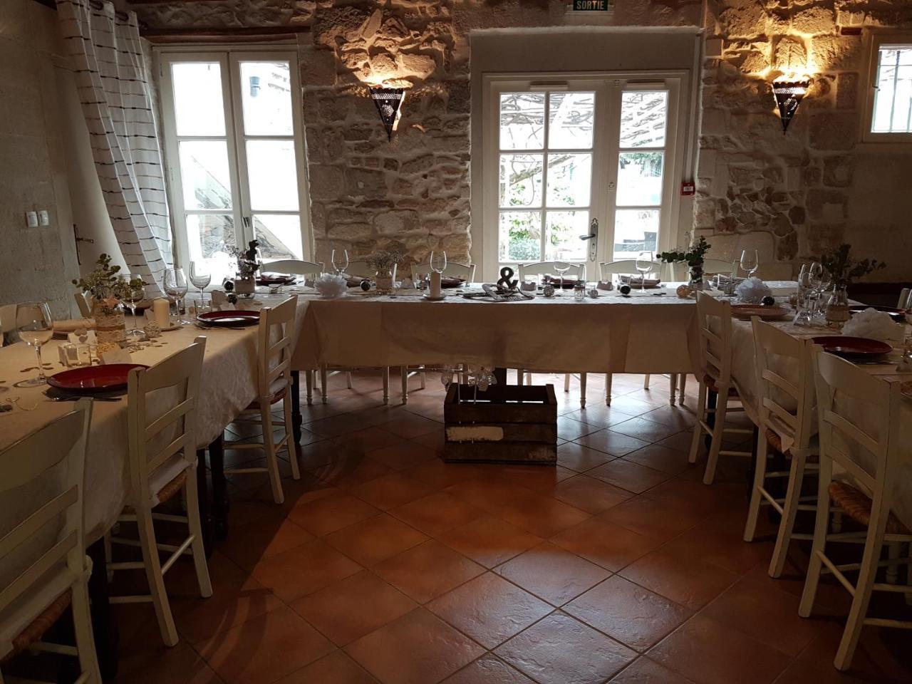 Logis Hotel La Ferme Avignon Exterior foto